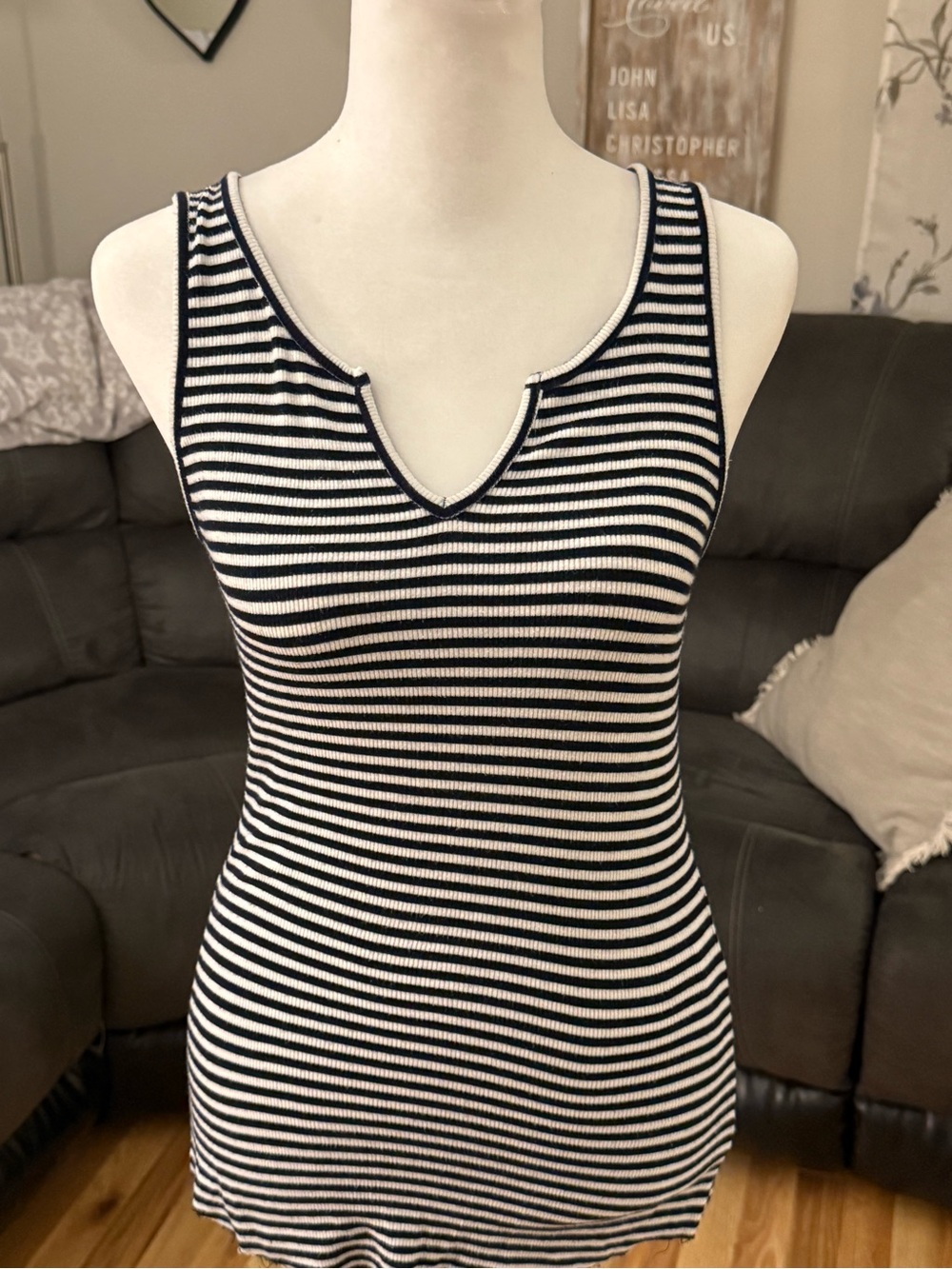 Privacy Please Navy & White Notch Ribbed Tank